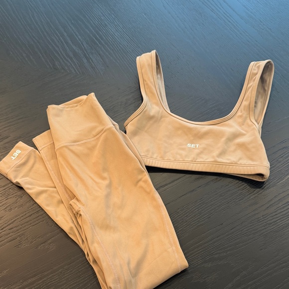 SET Active Pants - SET Activewear Sports Bra and Leggings